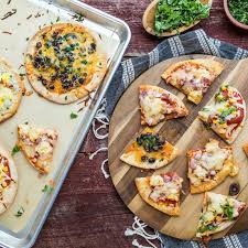 Pita Pizza Recipes Recipe Pita Pizzas Recipes Pizza Recipes