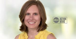 Amanda Boettcher's Instagram, Twitter & Facebook