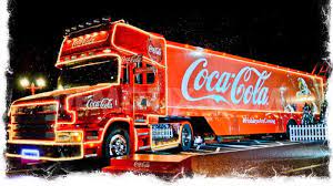 1923 ford model tt coca cola pickup truck with 9 coca cola cases and a hand cart 1/32 diecast model car by motorcity classics 432455. Coca Cola Weihnachtstruck Darum Fallt Er In Diesem Jahr Aus