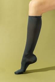 If lymphedema is present, compression garments can help facilitate better drainage of fluid thereby also reducing the swelling. Best Compression Socks 2021 Reviews By Wirecutter