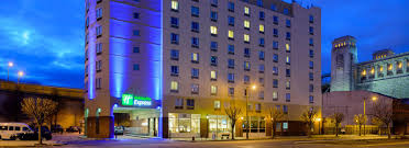 As ihg's fastest growing hotel brand, we're first choice for the increasing number of travellers who need a simple, engaging place to rest, recharge and get a little work done. Waterfront Downtown Philadelphia Hotel Holiday Inn Express Philadelphia Penn S Landing