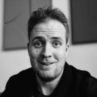 90+ perfiles de «Ted»