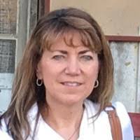 Shelly Hite's Instagram, Twitter & Facebook