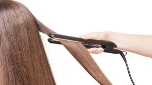 I capelli dovranno essere bagnati nel caso in cui si voglia proteggere i capelli dai danni del calore del phon, e asciutti se si ha necessità di passare una piastra, lisciante o per realizzare. Piastra Per Capelli Errori Da Evitare Durante L Utilizzo