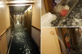 Cruise Liner Horror As Gallons Of Water Flood Corridors In Scenes Straight Out Of Titanic Http Rite L Cruise Liner Water Flood Carnival Dream Ship