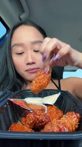POPEYES SWEET AND SPICY WINGS #popeyes #foodiesushiqueen  #popeyessweetandspicy #WINGS #wingsmukbang #friedchicken #friedchickenwings  #mukbang #carmukbang #iloveranch #RANCH #blackenedranch ...