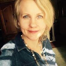 Amber Wendling's Instagram, Twitter & Facebook