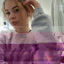 Kitty Champion's Instagram, Twitter & Facebook