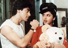 26 Years Of Maine Pyar Kiya 10 Hidden Facts About Salman Khan S First Blockbuster Bollywood News India Tv Why bhagyashree did not want to hug salman khan in 'maine pyar kiya'. 26 years of maine pyar kiya 10 hidden