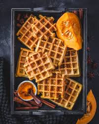 Vegane Kurbis Waffeln Food N Photo Vegetarische Vegane Rezepte Food Fotografie Content Creation Rezept Kurbiswaffeln Veganer Kurbis Lebensmittel Essen