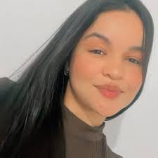 eu estava há meses usando as novas fontes do instagram e já super  acostumado, és que agora vou postar stories e as fontes novas sumiram 🤡