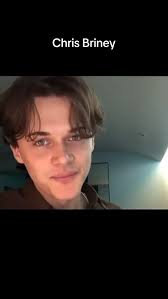 WHY DOES CHRIS LOOK 'OFF'?”— answering your question as a make up artist.  Follow for more beauty in film! #tsitp #thesummeriturnedpretty  #conradfisher #teamconrad #bonrad #chrisbriney