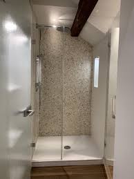 Corian Duschwand Mit Beleuchteter Ablage Von Gerber Gmbh Aus Duisburg Badezimmer Waschtische Duschwand Dusche