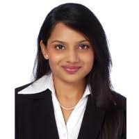 Doris Fernandes's Instagram, Twitter & Facebook