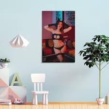 Amazon.com: Generic Póster de estrella porno de Karely Ruiz Sexy Bikini  Hottie Poster Room Aesthetics1 Póster de arte en lienzo y arte de pared,  póster moderno para decoración de dormitorio familiar, 16