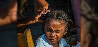 Use a washcloth to wash his or her face and hair. 10 Ways To Get Your Afro Baby Used To Getting Their Hair Done My Afro Baby Afro Hair Afro Health Afro Life