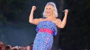 Beatrice egli concerto a rostock, scopri beatrice egli a rostock, è un concerto che avrà luogo il 25/02/2021 alle 19:00 nel stadthalle rostock, rostock, germania. Florian Silbereisen Und Beatrice Egli Endlich Wieder Zusammen Diese Trennung Dauerte Viel Zu Lange News De