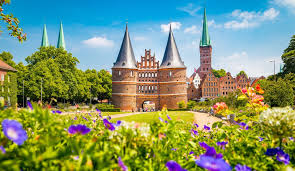 Dazu zählen 225 aussichtspunkte, 92 aussichtstürme und 13. Schleswig Holstein Das Sind Die 8 Schonsten Sehenswurdigkeiten Im Norden Entdecke Deutschland