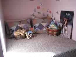 Located in cottonwood, idaho, dog bark park inn (aka sweet willy) is a specifically themed hotel shaped like a beagle. This Bed And Breakfast Hotel Is Every Beagle Lovers Dream Place To Stay