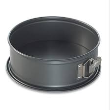 However, the best springform pan for cheesecake and other delicacies could also be in a rectangular shape. The Best Springform Pan Of 2020