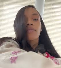 Akia Robinson's Instagram, Twitter & Facebook