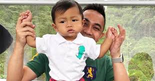 Jutawan kosmetik datuk aliff syukri mengumumkan hasrat untuk mencari sepasang anak angkat. Anak Tak Perlu Ibu Baru Tapi Hafiz Hamidun Yang Kena Cari Calon Isteri Tempatan Hiburan Trending Cari Infonet