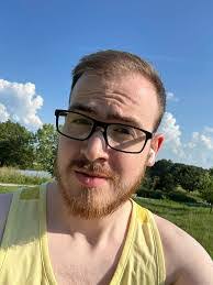 Travis Pettigrew's Instagram, Twitter & Facebook