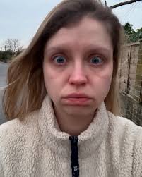 Maternal Mental Health Week is this week and it's such an important  opportunity to lift the stigma. Becoming a mother is HARD guys, it's so  hard, it's hands down the hardest thing