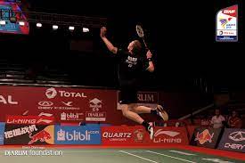 Kenichi tago (田児 賢一, tago ken'ichi, born 16 july 1989) is a badminton player from japan, the son of badminton player yoshiko yonekura.in 2010, he reached the final of the all england open badminton championships. Djarum Badminton Galeri Foto