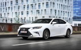 Download Wallpapers Lexus Es 2016 Sedan Town White Es White Lexus Es 200 Besthqwallpapers Com Lexus Es White Lexus Sedan