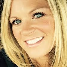 Aimee Novak's Instagram, Twitter & Facebook