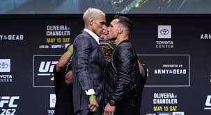 Chandler pits charles do bronx oliveira vs michael iron chandler fight in toyota center, houston, texas, united states on may 15, 2021. R0ewqngrzrzgqm