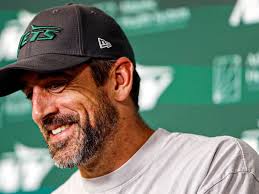 NY Jets: Latest Aaron Rodgers frenzy reveals lazy media narrative