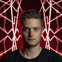 Ethan Lambert's Instagram, Twitter & Facebook