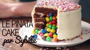 Même si nous aimons organiser des fêtes d'halloween et accumuler les bonbons, il arrive un moment où nous ne pouvons. Pinata Cake La Recette Facile Youtube