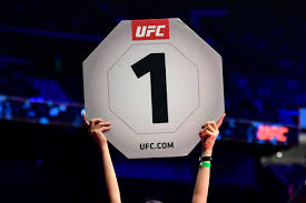 Adesanya wins by submission in round 2. Niemupmw1y2vam