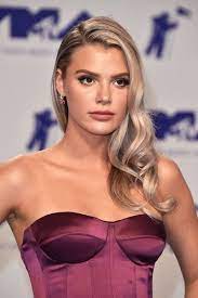 Sans intermédiaire ni revendeur, le luxe léo et violette. Alissa Violet Photostream Alissa Violet Hair Cool Hairstyles Violet Hair