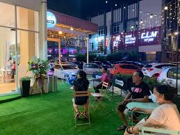 Food is not a problem in sri petaling because there is a lot of 24 hours food stalls everywhere. Eat Drink Kl Yees Yogurt New Branch In Sri Petaling Ice Cream