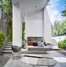 Böhmler im tal, hausnummer 11, ist wahrscheinlich kein laden, in dem sich allzu viele münchner ihr wohnzimmer einrichten, es gibt hier beistelltische für 500 euro und einen schreibtisch für. Teppichneuheiten Von Ames Bohmler Erstklassig Seit 1875