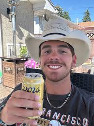 London sublet for sports fan