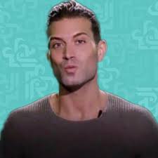 من هو حفيد عمر الشريف. Ø­ÙÙŠØ¯ Ø¹Ù…Ø± Ø§Ù„Ø´Ø±ÙŠÙ ÙŠØ±ØªØ¯ÙŠ Ø­Ù…Ø§Ù„Ø© ØµØ¯Ø± ØµÙˆØ±Ø© Ù…Ø¬Ù„Ø© Ø§Ù„Ø¬Ø±Ø³
