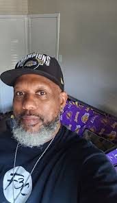 Liquor Store Just Texted Me Talking Bout “Today Friday, Come Thru”