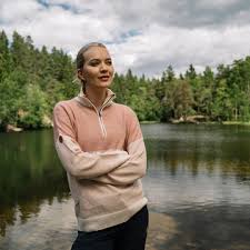 Robin W Stitch Half Zip