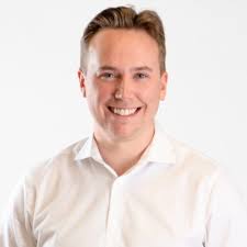 Back in early May, an unexpected round of layoffs left me staring down a  summer of uncertainty. The weeks that followed were filled with stress,  self-reflection, and a lot of “what now?”