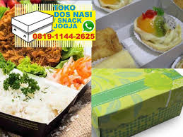 Nasi kotak adalah nasi yang dilengkapi dengan lauk pauk dikemas ke dalam bentuk karton. Kotak Nasi Ukuran 15 X 15 O819 1144 2625 Wa Nasi Bento Catering