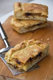 Focaccia Ripiena Con La Cipolla Ricetta Originale Pugliese Ricette Cibo Squisito Focaccia