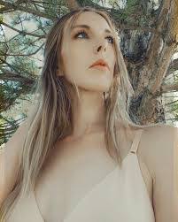 Jami Marie's Instagram, Twitter & Facebook