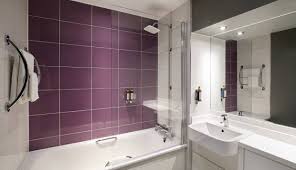 Bath, 0.9 miles to premier inn bath city centre hotel. Bristol City Centre Finzels Reach Hotel Premier Inn