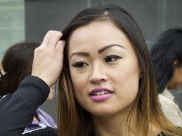 Shoppers brave snarled traffic to get deals at Tanger grand opening