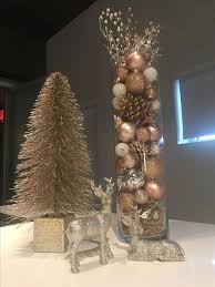 Be it a family gathering or a dinner party with friends, making the right first impression on. 50 Rose Gold Christmas Decor Ideas So That Your Home Tells A Sweet Romantic Story Hike N Dip Gold Christmas Decorations Rose Gold Christmas Rose Gold Christmas Decorations